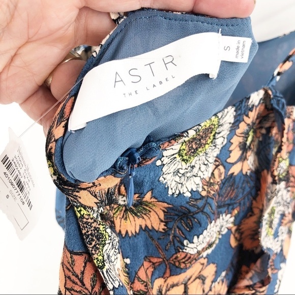 ✅ NWT ASTR FLORAL SHEATH DRESS SMALL - Picture 5 of 8